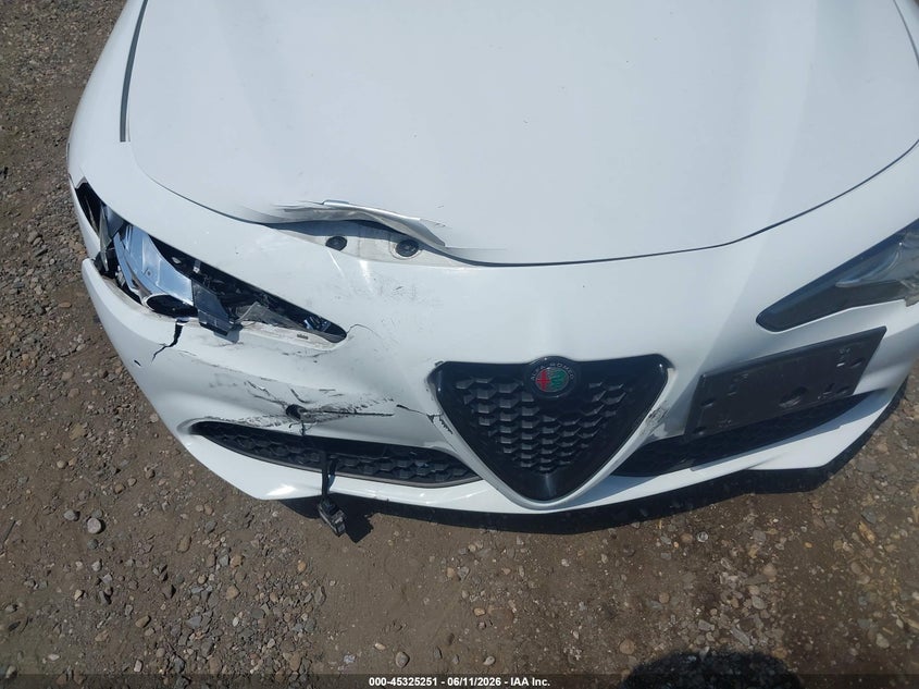 2019 Alfa romeo Giulia VIN ZARFANBN9K7622190 IAAI salvage auction — FRONT END, Mv-907A (New York), sold $2,725 on 2026-07-28 (photo 6)