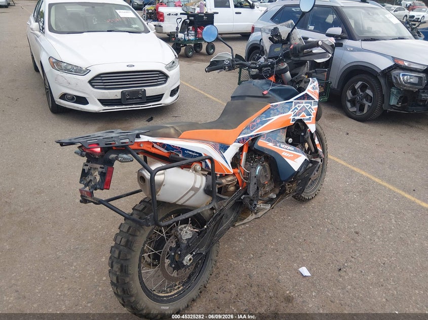 2023 Ktm 890 adventure VIN VBKTR6403PM856295 IAAI salvage auction — SIDE, Salvage (Colorado), sold $2,550 on 2026-07-21 (photo 4)