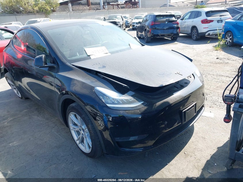 2023 Tesla Model y VIN 7SAYGDEE7PA125907 IAAI salvage auction — LEFT REAR, Salvage Title, sold $7,900 on 2026-07-08 (photo 1)