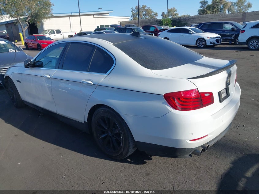 2016 BMW 5er VIN WBA5A5C52GG353085 IAAI salvage auction — FRONT END, Salvage Title, sold $2,300 on 2026-07-24 (photo 3)