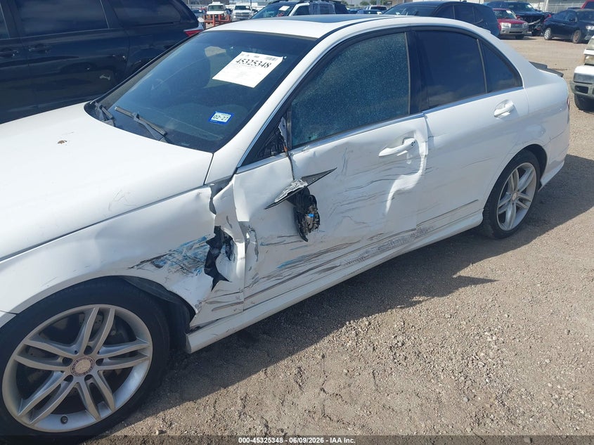 2013 Mercedes-benz C-klasse VIN WDDGF8AB9DR281556 IAAI salvage auction — SIDE, Original (Texas), sold $2,000 on 2026-08-16 (photo 6)