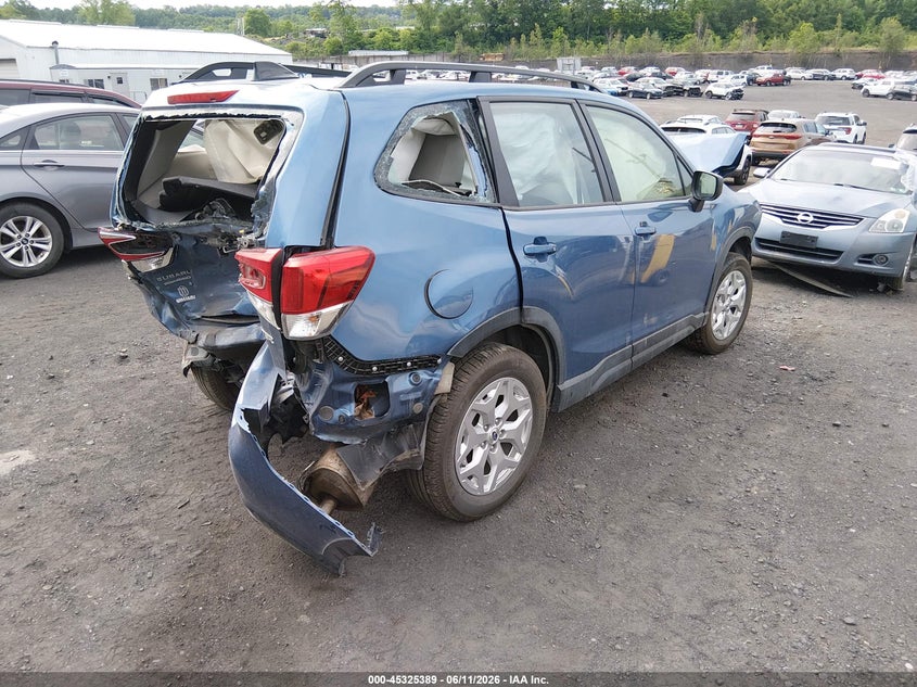 2024 Subaru Forester VIN JF2SKABC7RH503685 IAAI salvage auction — FRONT & REAR, Salvage (Pennsylvania), sold $625 on 2026-07-28 (photo 4)