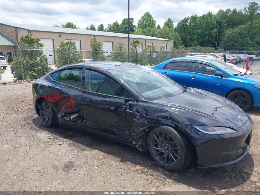 2025 Tesla Model 3 VIN 5YJ3E1EB9SF906618 IAAI salvage auction — SIDE, Salvage Title, sold $12,700 on 2026-07-20 (photo 1)