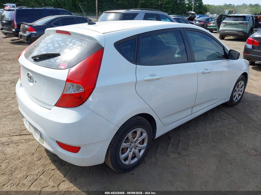2014 Hyundai Accent VIN KMHCT5AE4EU161328 IAAI salvage auction — NORMAL WEAR, Salvage Title, sold $500 on 2026-07-08 (photo 4)