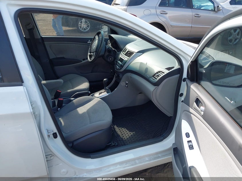 2014 Hyundai Accent VIN KMHCT5AE4EU161328 IAAI salvage auction — NORMAL WEAR, Salvage Title, sold $500 on 2026-07-08 (photo 5)