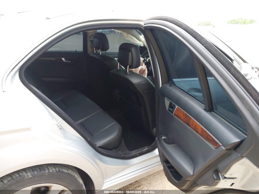 2014 Mercedes-benz C-klasse VIN WDDGF8AB7EG227315 IAAI salvage auction — FRONT END, Salvage Title, sold $650 on 2026-07-22 (photo 8)