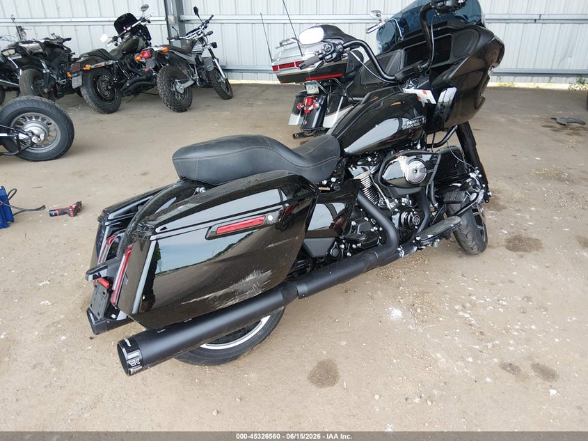2025 Harley-davidson Road glide VIN 1HD1KH715SB637287 IAAI salvage auction — ALL OVER, Salvage (Minnesota), sold $13,600 on 2026-08-19 (photo 4)
