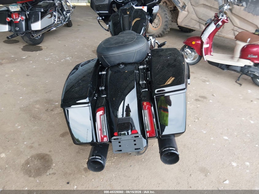 2025 Harley-davidson Road glide VIN 1HD1KH715SB637287 IAAI salvage auction — ALL OVER, Salvage (Minnesota), sold $13,600 on 2026-08-19 (photo 6)