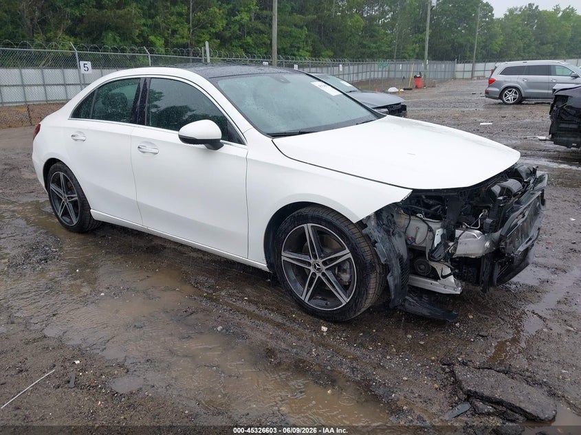 2021 Mercedes-benz A-klasse VIN W1K3G4EB6MJ301422 IAAI salvage auction — FRONT END, Salvage Title, sold $8,000 on 2026-08-06 (photo 1)