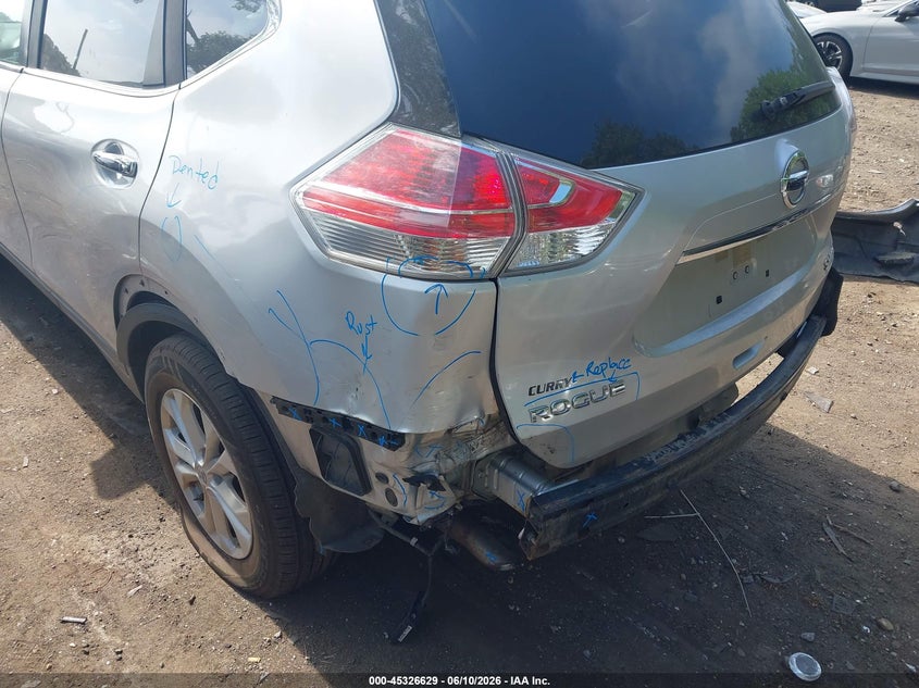 2016 Nissan Rogue VIN JN8AT2MV3GW135451 IAAI salvage auction — REAR END, Salvage (Connecticut), sold $675 on 2026-07-28 (photo 6)