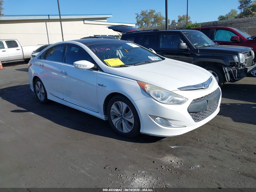2015 Hyundai Sonata VIN KMHEC4A43FA126194 IAAI salvage auction — REAR END, Salvage Title, sold $875 on 2026-07-17 (photo 1)