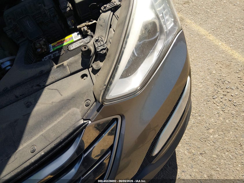2015 Hyundai Santa fe VIN 5XYZW4LA5FG241976 IAAI salvage auction — NORMAL WEAR, Salvage Title, sold $900 on 2026-07-07 (photo 6)