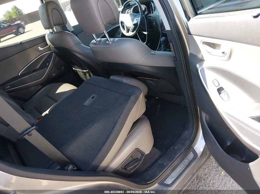 2015 Hyundai Santa fe VIN 5XYZW4LA5FG241976 IAAI salvage auction — NORMAL WEAR, Salvage Title, sold $900 on 2026-07-07 (photo 8)