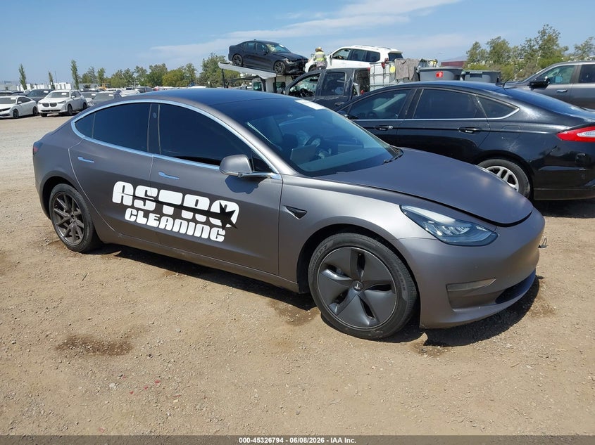 2020 Tesla Model 3 VIN 5YJ3E1EAXLF739761 IAAI salvage auction — LEFT SIDE, Salvage Title, sold $3,500 on 2026-07-09 (photo 1)