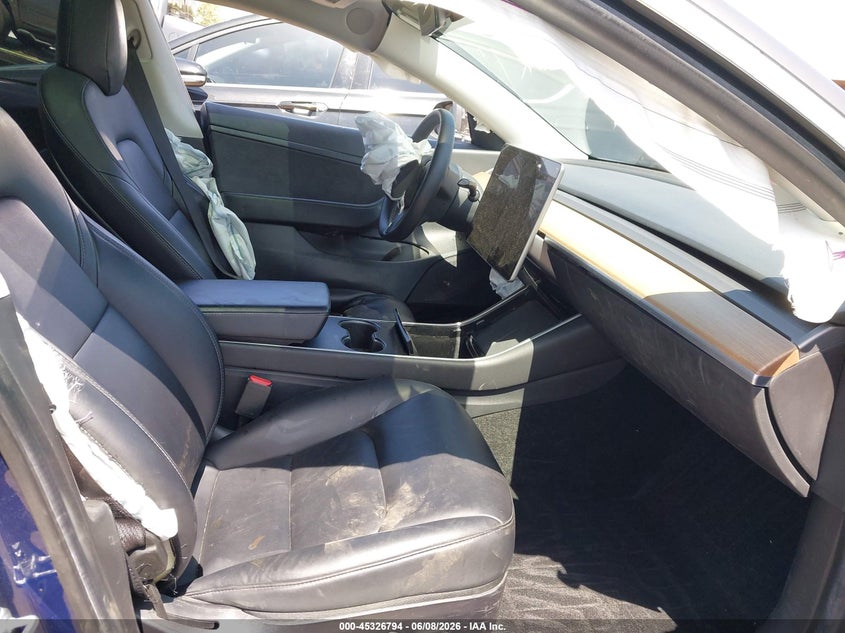 2020 Tesla Model 3 VIN 5YJ3E1EAXLF739761 IAAI salvage auction — LEFT SIDE, Salvage Title, sold $3,500 on 2026-07-09 (photo 5)