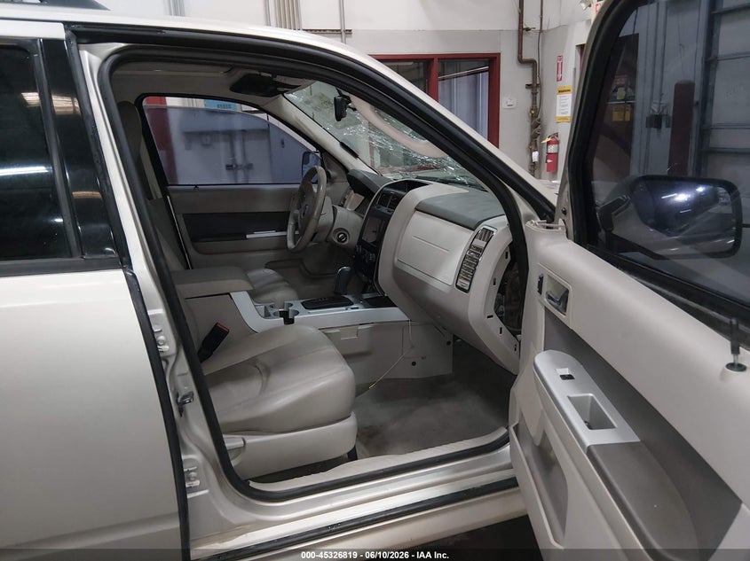 2010 Mercury Mariner VIN 4M2CN8B7XAKJ12019 IAAI salvage auction — FRONT END, Salvage (Idaho), sold $500 on 2026-07-10 (photo 5)