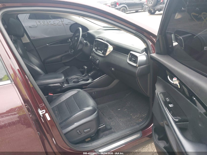 2017 Kia Sorento VIN 5XYPKDA57HG298529 IAAI salvage auction — NORMAL WEAR, Clear (Indiana), sold $1,500 on 2026-07-08 (photo 5)