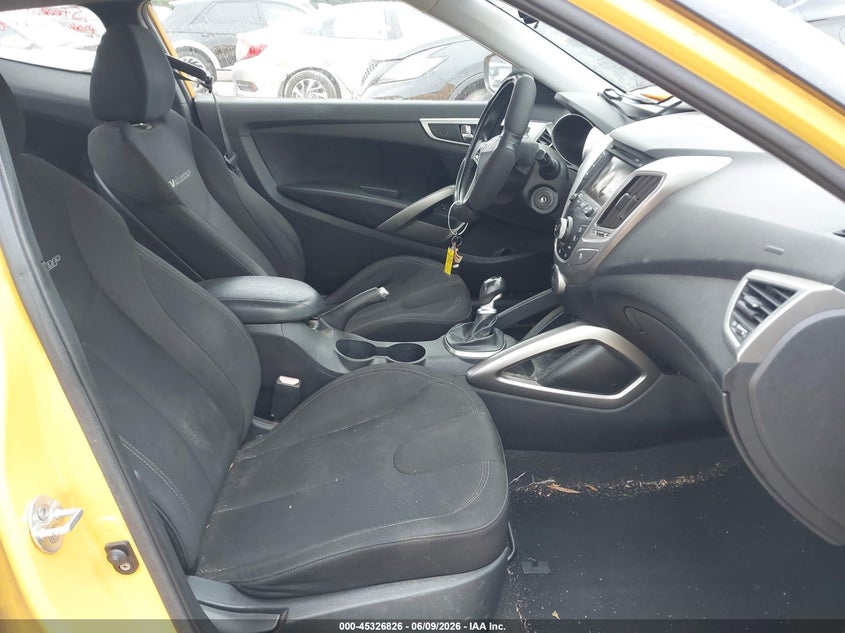 2012 Hyundai Veloster VIN KMHTC6AD3CU020793 IAAI salvage auction — REAR END, Salvage Title, sold $1,700 on 2026-07-06 (photo 5)