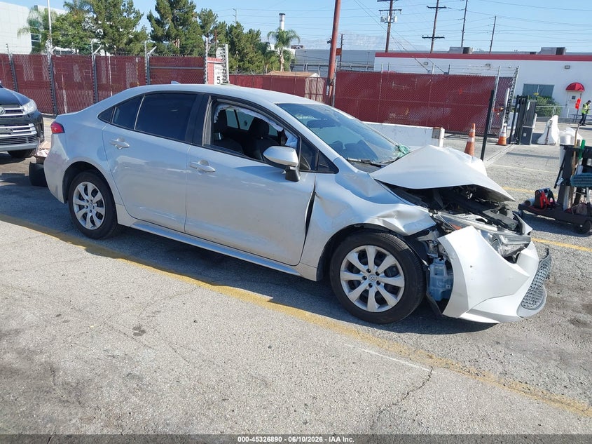 2022 Toyota Corolla VIN 5YFEPMAE2NP325460 IAAI salvage auction — FRONT END, Salvage (California), sold $2,550 on 2026-07-07 (photo 1)