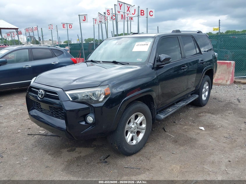 2020 Toyota 4runner VIN JTEZU5JR4L5216331 IAAI salvage auction — RIGHT FRONT, Salvage Title, sold $9,700 on 2026-07-09 (photo 2)