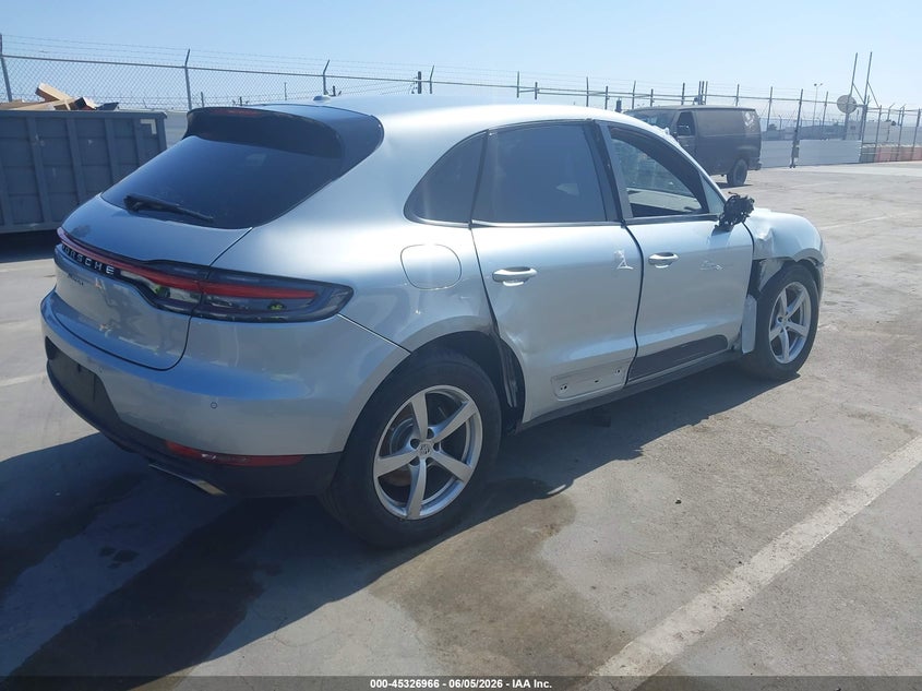 2021 Porsche Macan VIN WP1AA2A55MLB06650 IAAI salvage auction — RIGHT SIDE, Salvage (California), sold $16,500 on 2026-07-22 (photo 4)