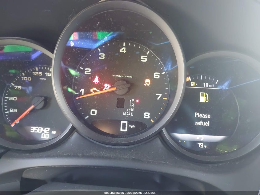 2021 Porsche Macan VIN WP1AA2A55MLB06650 IAAI salvage auction — RIGHT SIDE, Salvage (California), sold $16,500 on 2026-07-22 (photo 7)