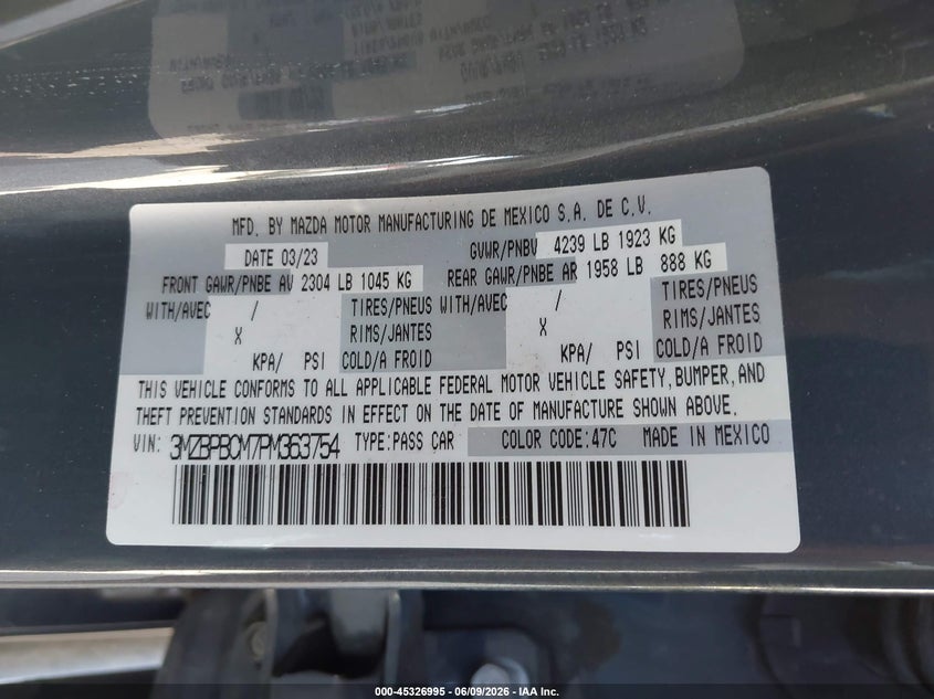 2023 Mazda 3 VIN 3MZBPBCM7PM363754 IAAI salvage auction — SIDE, Salvage Title, sold $9,100 on 2026-08-15 (photo 9)