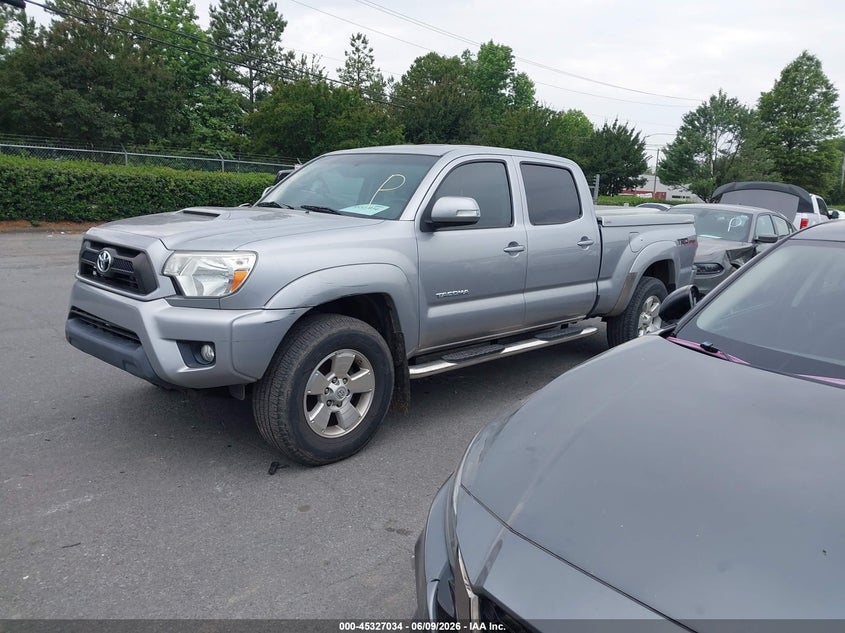 2015 Toyota Tacoma VIN 5TFMU4FN4FX031624 IAAI salvage auction — RIGHT FRONT, Salvage (North Carolina), sold $10,300 on 2026-07-20 (photo 2)