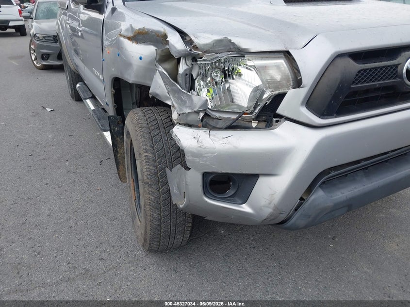 2015 Toyota Tacoma VIN 5TFMU4FN4FX031624 IAAI salvage auction — RIGHT FRONT, Salvage (North Carolina), sold $10,300 on 2026-07-20 (photo 6)