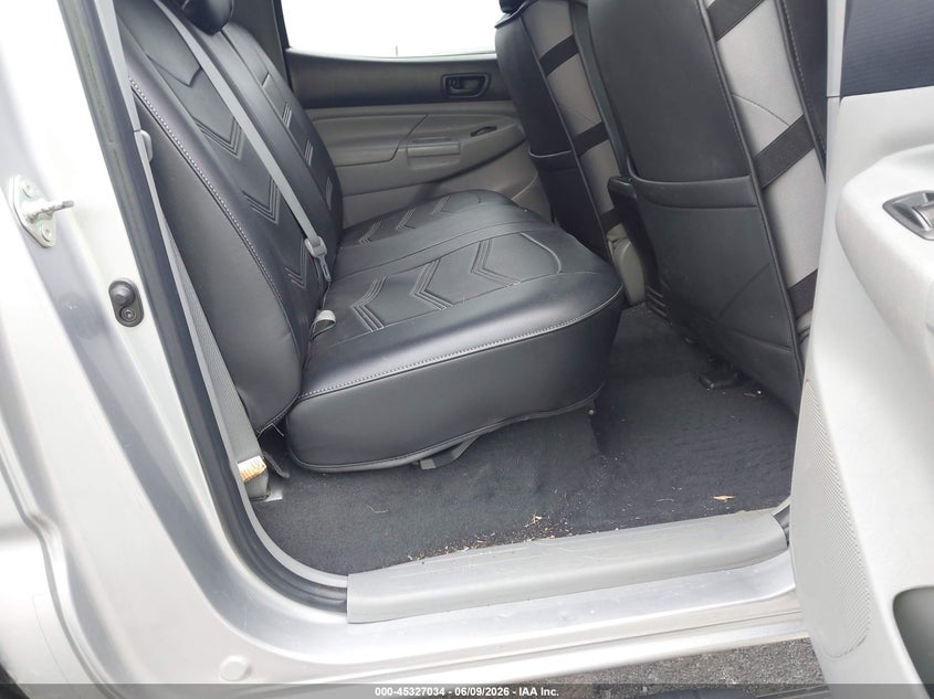 2015 Toyota Tacoma VIN 5TFMU4FN4FX031624 IAAI salvage auction — RIGHT FRONT, Salvage (North Carolina), sold $10,300 on 2026-07-20 (photo 8)