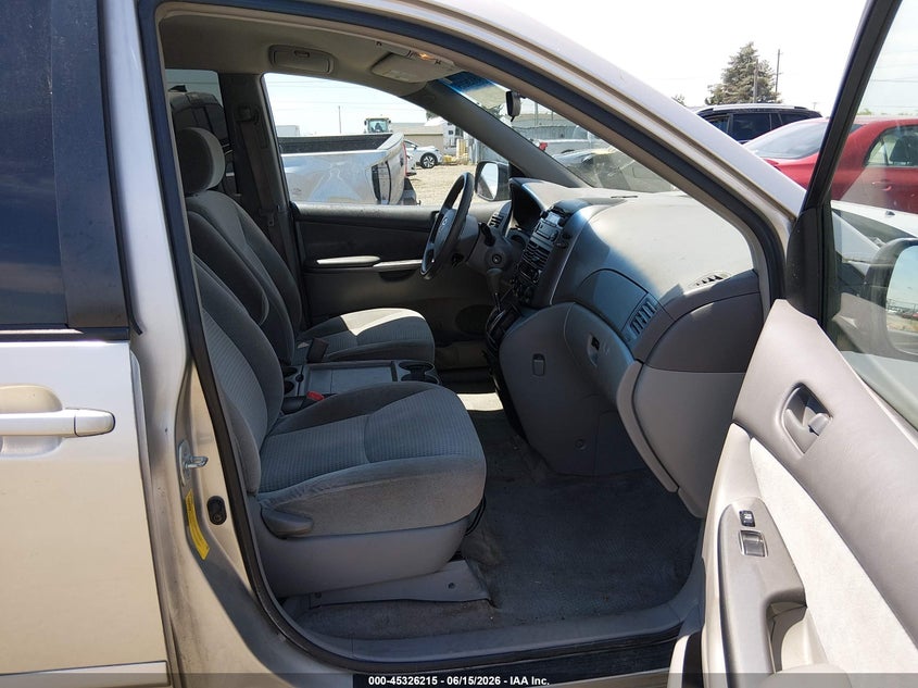 2006 Toyota Sienna VIN 5TDZA23C26S569413 IAAI salvage auction — FRONT END, Salvage (Oregon), sold $225 on 2026-07-27 (photo 5)