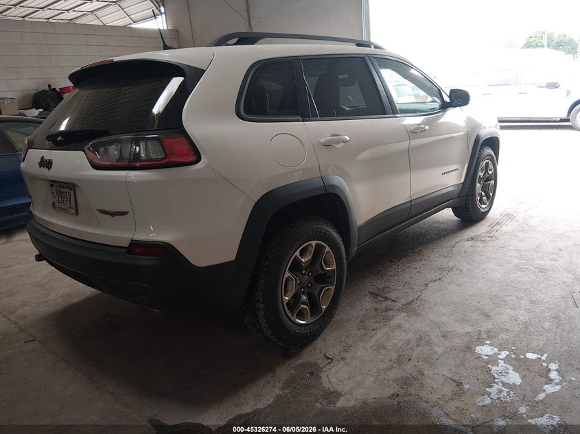 2019 Jeep Cherokee VIN 1C4PJMBXXKD176983 IAAI salvage auction — NORMAL WEAR, Sf97 (Oklahoma), sold $13,300 on 2026-08-03 (photo 4)
