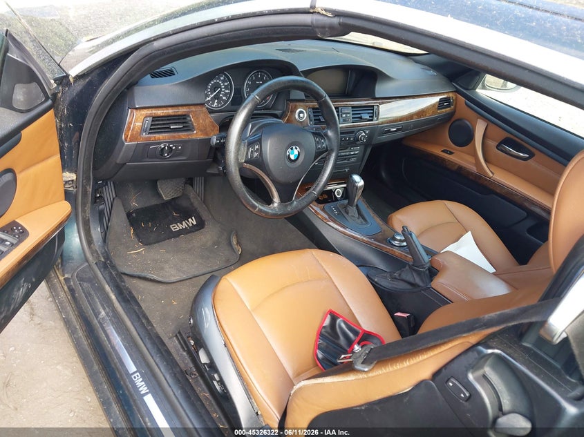 2007 BMW 3 series VIN WBAWR33597PX78336 IAAI salvage auction — NORMAL WEAR, Clear (Massachusetts), sold $725 on 2026-07-14 (photo 5)