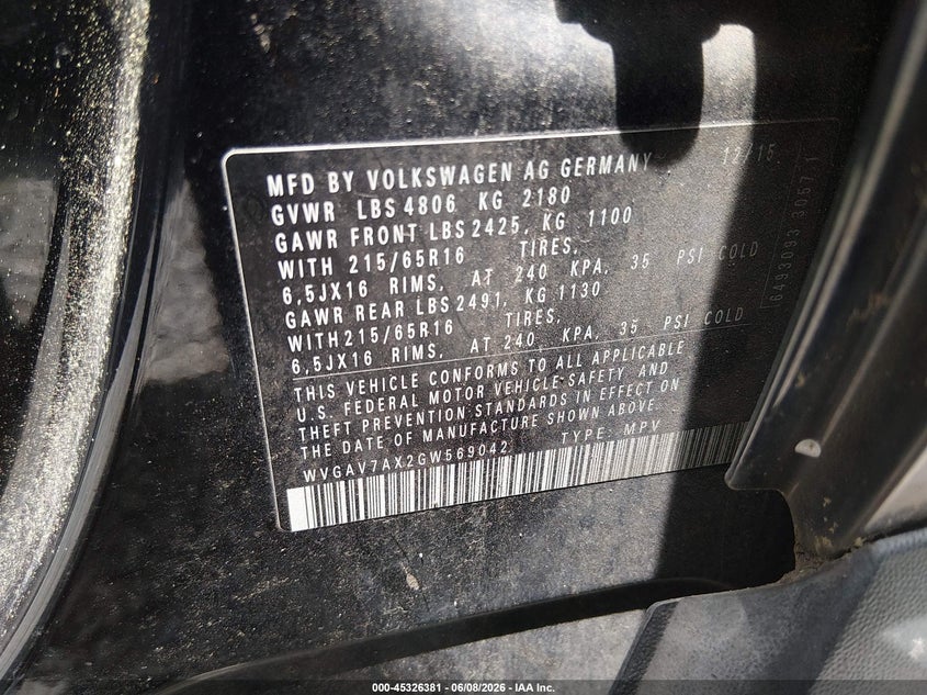 2016 Volkswagen Tiguan VIN WVGAV7AX2GW569042 IAAI salvage auction — LEFT FRONT, Salvage Title, sold $600 on 2026-07-09 (photo 9)
