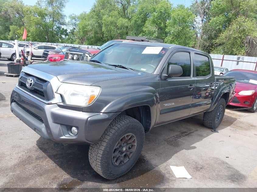 2012 Toyota Tacoma VIN 5TFLU4EN0CX037865 IAAI salvage auction — SIDE, Salvage Title, sold $7,750 on 2026-07-23 (photo 2)