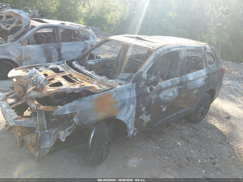 2018 Mitsubishi Outlander VIN JA4AZ3A39JZ021697 IAAI salvage auction — TOTAL BURN, Salvage Title, sold $150 on 2026-07-14 (photo 2)