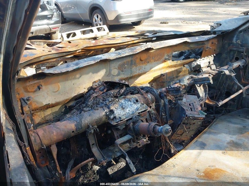 2018 Mitsubishi Outlander VIN JA4AZ3A39JZ021697 IAAI salvage auction — TOTAL BURN, Salvage Title, sold $150 on 2026-07-14 (photo 7)