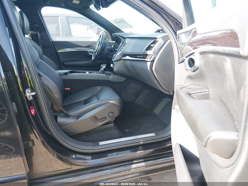 2019 Volvo Xc90 VIN YV4102PK7K1422039 IAAI salvage auction — HAIL, Salvage Title, sold $6,725 on 2026-07-07 (photo 5)