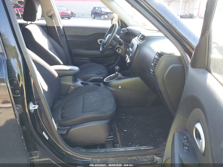 2014 Kia Soul VIN KNDJP3A59E7064905 IAAI salvage auction — NORMAL WEAR, Original (Maine), sold $700 on 2026-07-20 (photo 5)