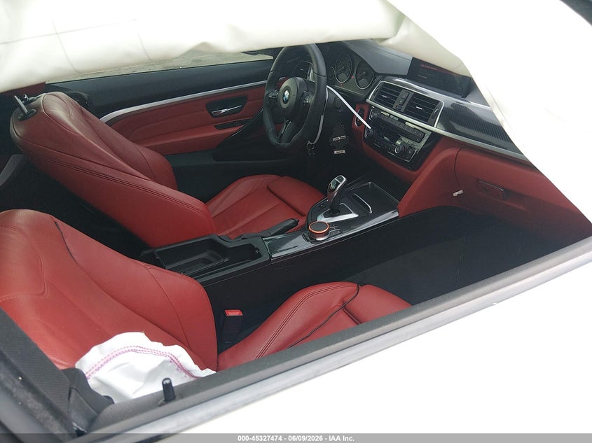 2020 BMW 4er VIN WBA4W7C02LFH61909 IAAI salvage auction — SIDE, Salvage Title, sold $5,700 on 2026-08-05 (photo 5)