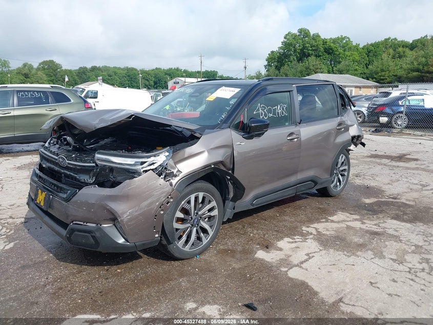 2025 Subaru Forester VIN JF2SLSTD4SH411742 IAAI salvage auction — REAR END, Scrap (Michigan), sold $2,900 on 2026-07-25 (photo 2)