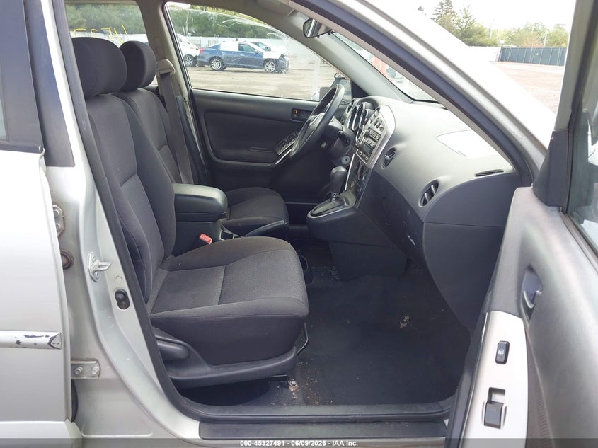 2004 Pontiac Vibe VIN 5Y2SL628X4Z423627 IAAI salvage auction — REAR END, Clear (Indiana), sold $275 on 2026-07-21 (photo 5)