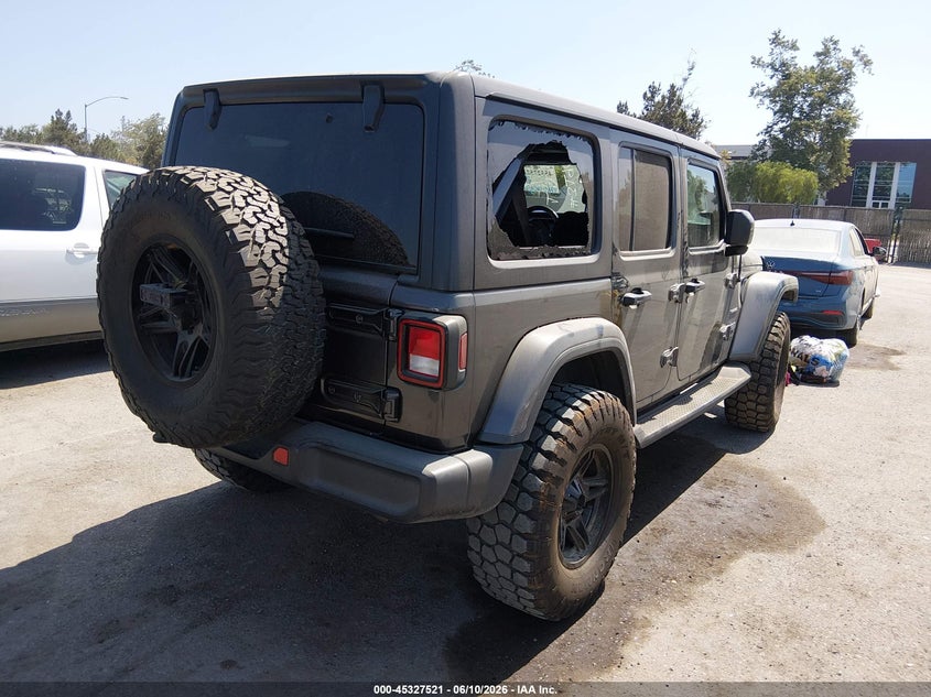 2019 Jeep Wrangler / VIN 1C4HJXEN7KW535839 IAAI salvage auction — RIGHT FRONT, Salvage Title, sold $12,400 on 2026-07-19 (photo 4)