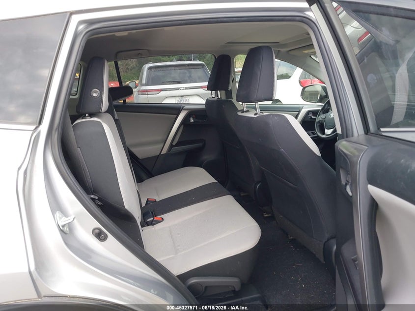 2018 Toyota Rav 4 VIN JTMRFREV1JJ248395 IAAI salvage auction — RIGHT FRONT, Salvage (Massachusetts), sold $5,600 on 2026-07-18 (photo 8)