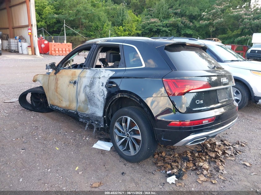 2023 Audi Q5 VIN WA1EAAFY8P2055925 IAAI salvage auction — ENGINE BURN, Certificate Of Destruction (Florida), sold $900 on 2026-07-15 (photo 3)