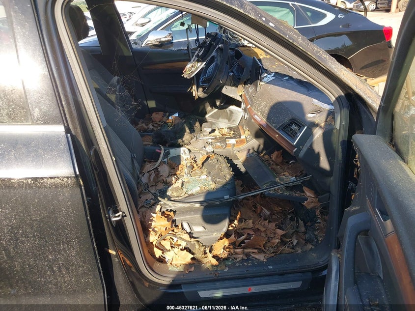 2023 Audi Q5 VIN WA1EAAFY8P2055925 IAAI salvage auction — ENGINE BURN, Certificate Of Destruction (Florida), sold $900 on 2026-07-15 (photo 5)