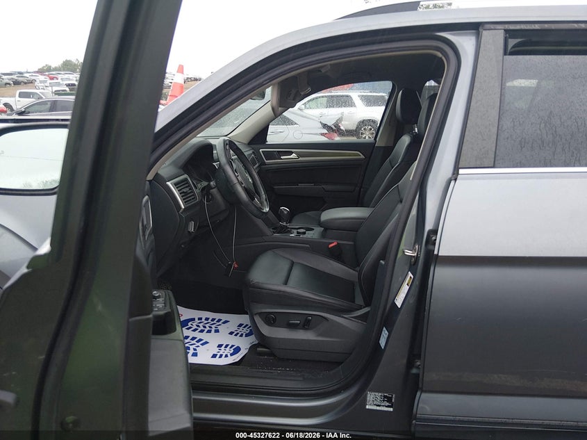 2019 Volkswagen Atlas VIN 1V2UR2CA4KC538465 IAAI salvage auction — RIGHT FRONT, Salvage (Mississippi), sold $4,150 on 2026-07-18 (photo 5)