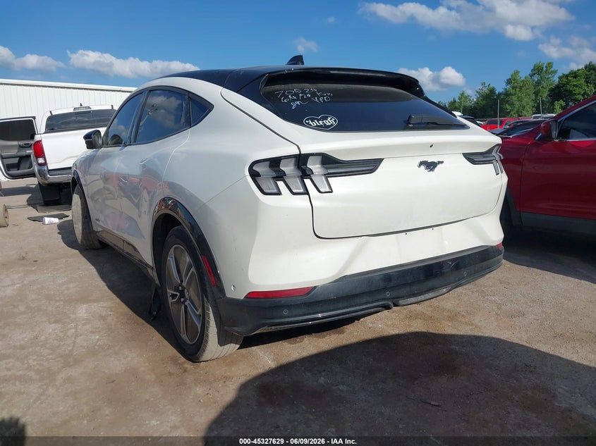 2023 Ford Mustang mach-e VIN 3FMTK3R41PMB00867 IAAI salvage auction — RIGHT SIDE, Salvage Title, sold $10,875 on 2026-08-19 (photo 3)