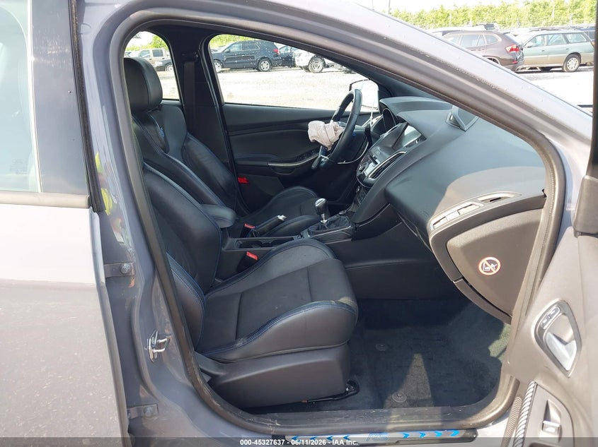 2017 Ford Focus rs VIN WF0DP3THXH4120356 IAAI salvage auction — FRONT END, Salvage Title, sold $3,275 on 2026-07-29 (photo 5)