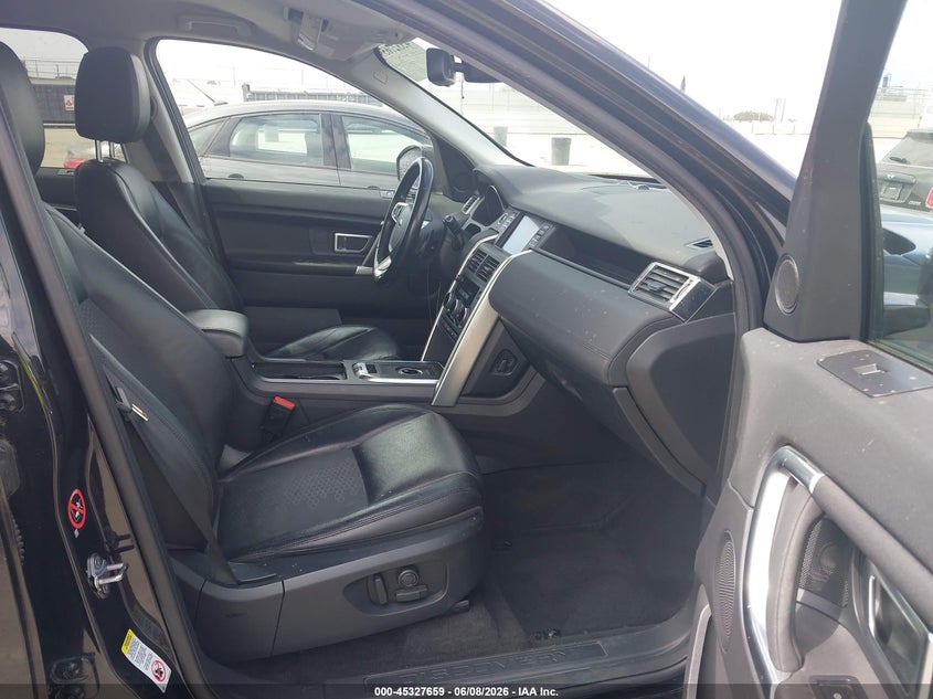 2016 Land rover Discovery sport VIN SALCP2BG8GH632702 IAAI salvage auction — LEFT SIDE, Salvage Title, sold $2,800 on 2026-07-15 (photo 5)